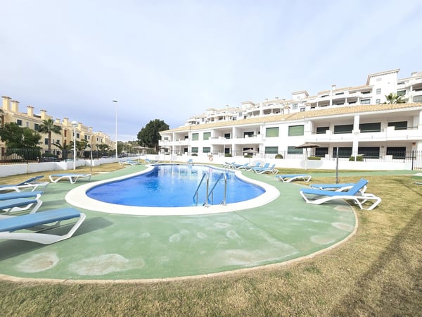 Apartment in Dehesa de Campoamor - view 1