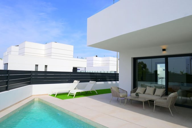 Villa in Dolores - view 1