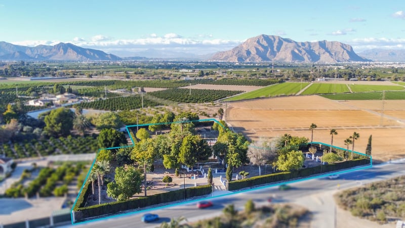 Villa in San Bartolome - view 1