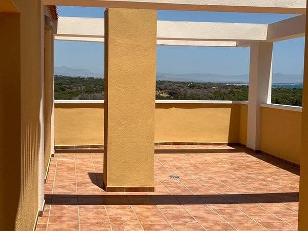 Penthouse in Guardamar del Segura - view 1