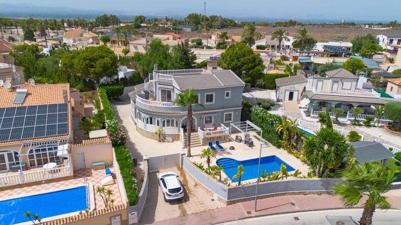 Villa in San Fulgencio - view 1