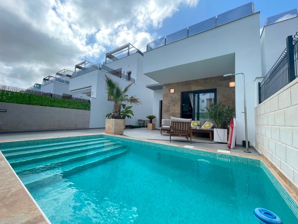 Villa in Benijofar - view 1