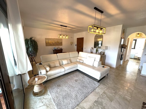 House in Dehesa de Campoamor - view 1