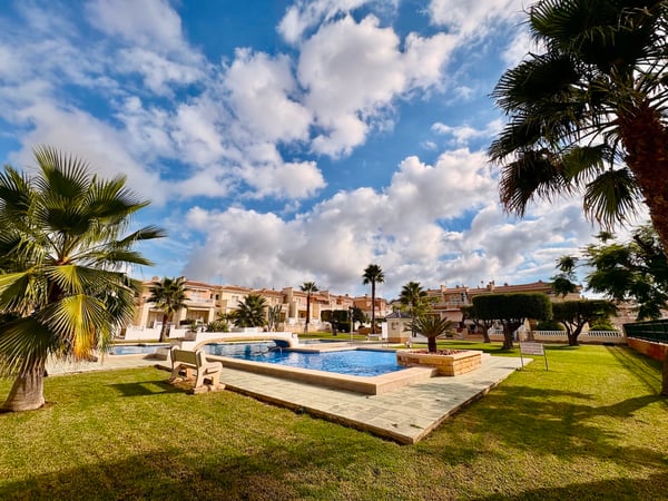 House in Formentera de Segura - view 1