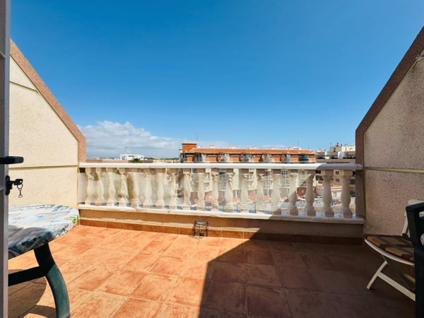 Apartment in Torrelamata - view 1