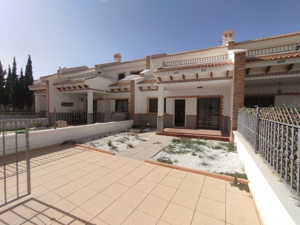 House in San Miguel de Salinas - view 1