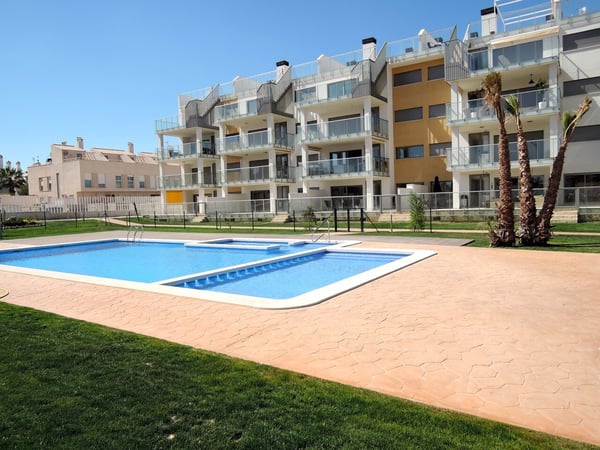 Apartment in Villamartin - view 1