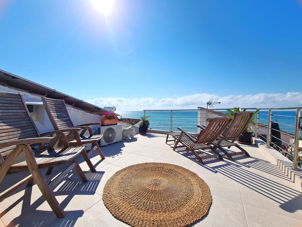 House in Estepona - view 1