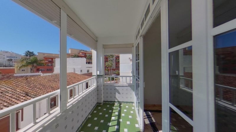 House in Estepona - view 1
