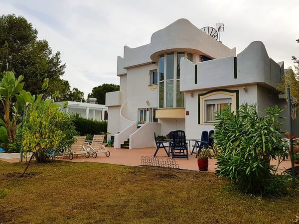 House in Marbella Del Este - view 1