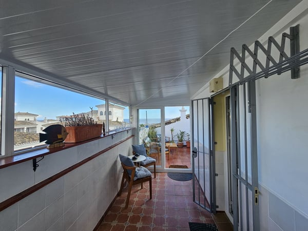 Apartment in La Duquesa - view 1