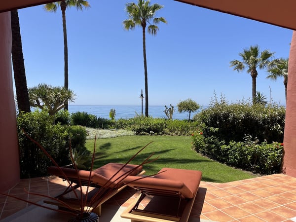Apartment in Estepona - view 1