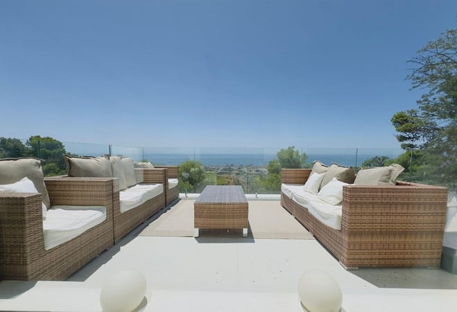 Villa in Marbella - view 1