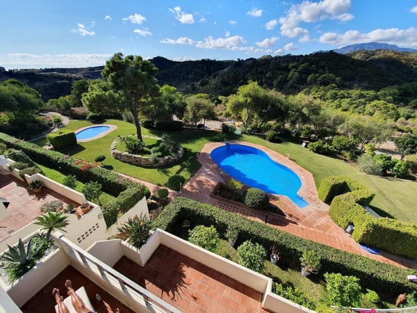 Apartment in Estepona - view 1