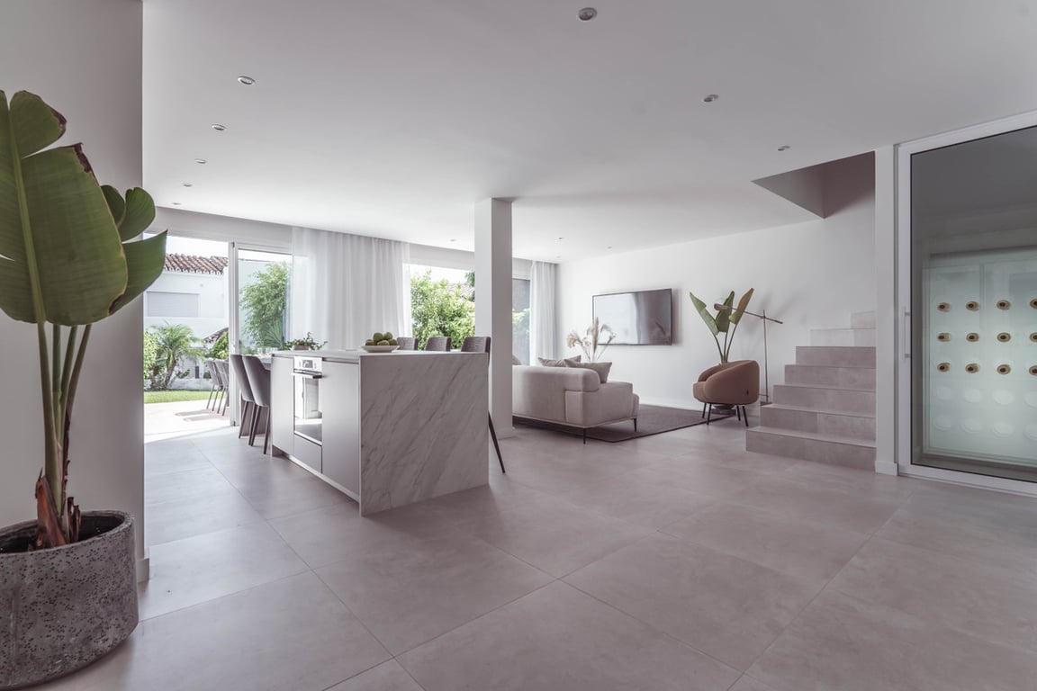 House in Nueva Andalucia - Image 3
