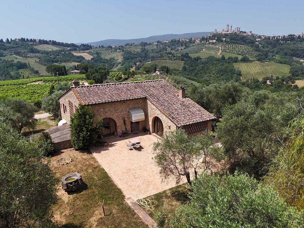 House in San Gimignano - Image 2