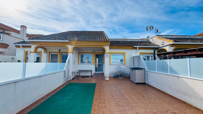 House in Daya Nueva - view 1