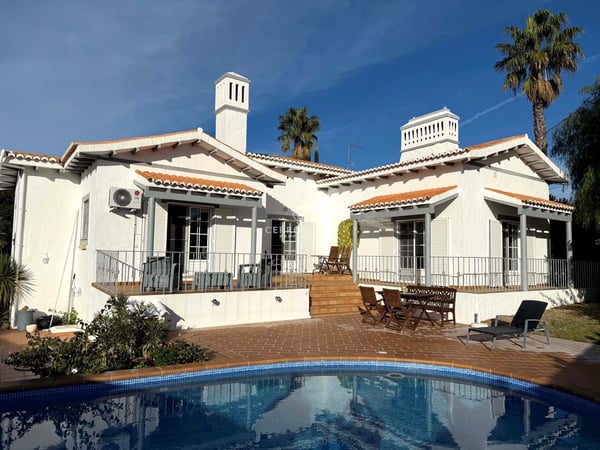 Villa in Ribeiro - view 1