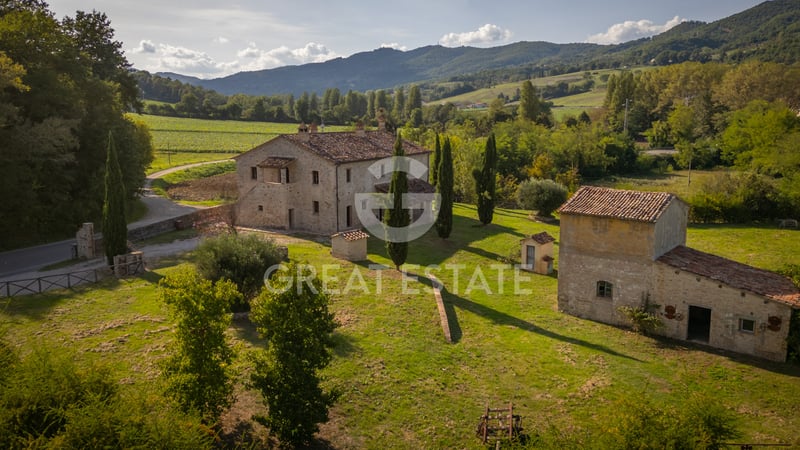 House in Montecastelli - view 1