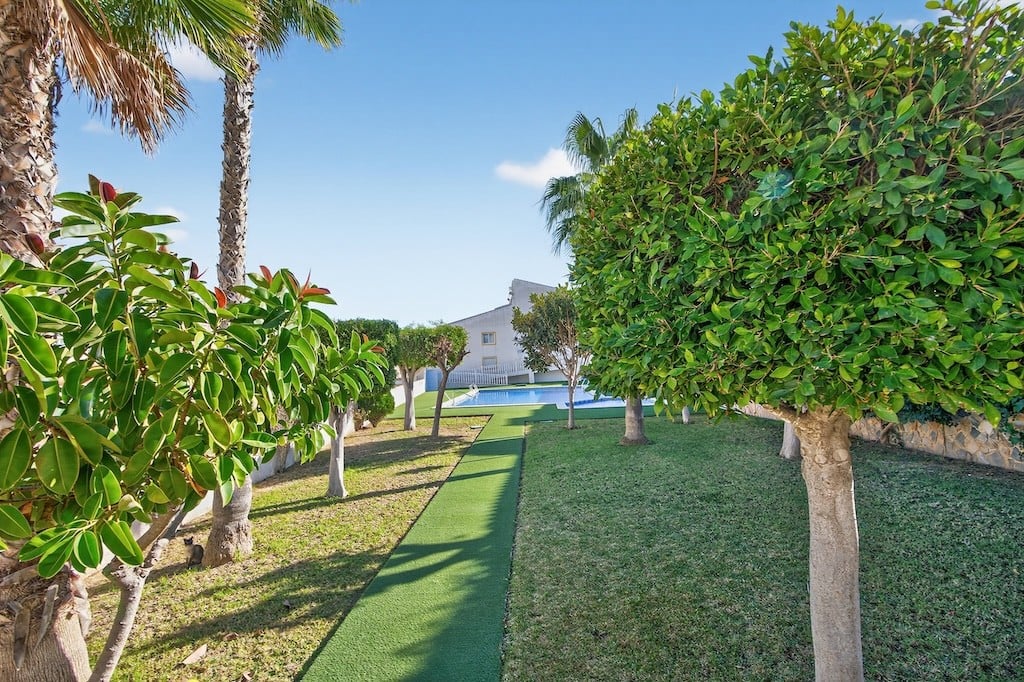 House in El Altet - Image 2