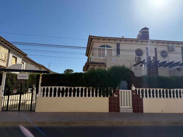 Apartment in Punta Prima - view 1