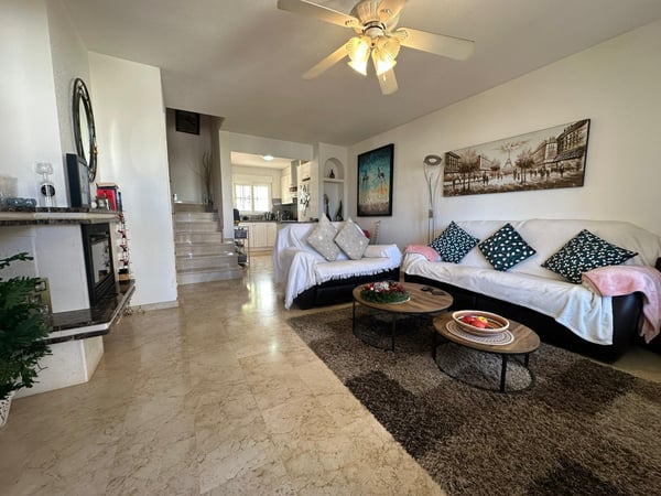 House in Villamartin - view 1