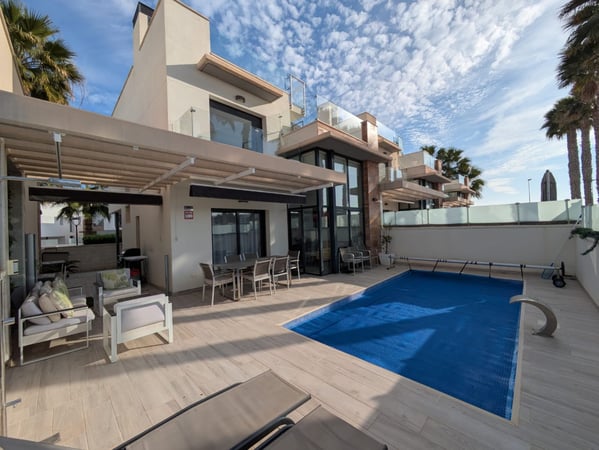 Villa in Cabo Roig - view 1