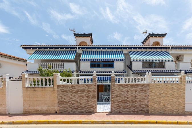 House in Torrelamata - view 1