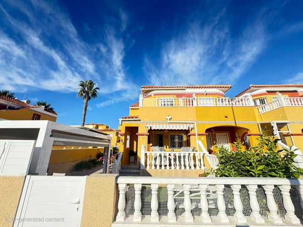 House in La Zenia - view 1