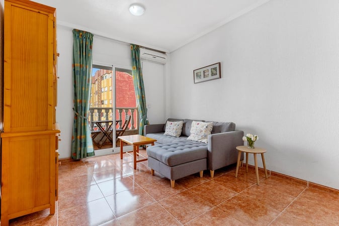 Apartment in Torrevieja - view 1