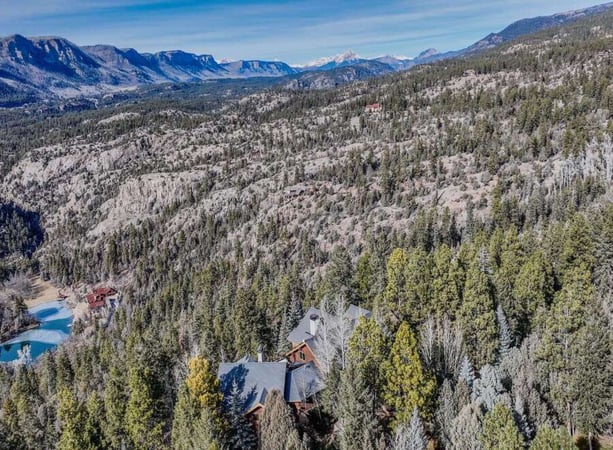 House in La Plata County - view 1