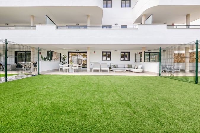 Apartment in Estepona - view 1