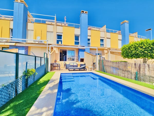 Villa in Dehesa de Campoamor - view 1