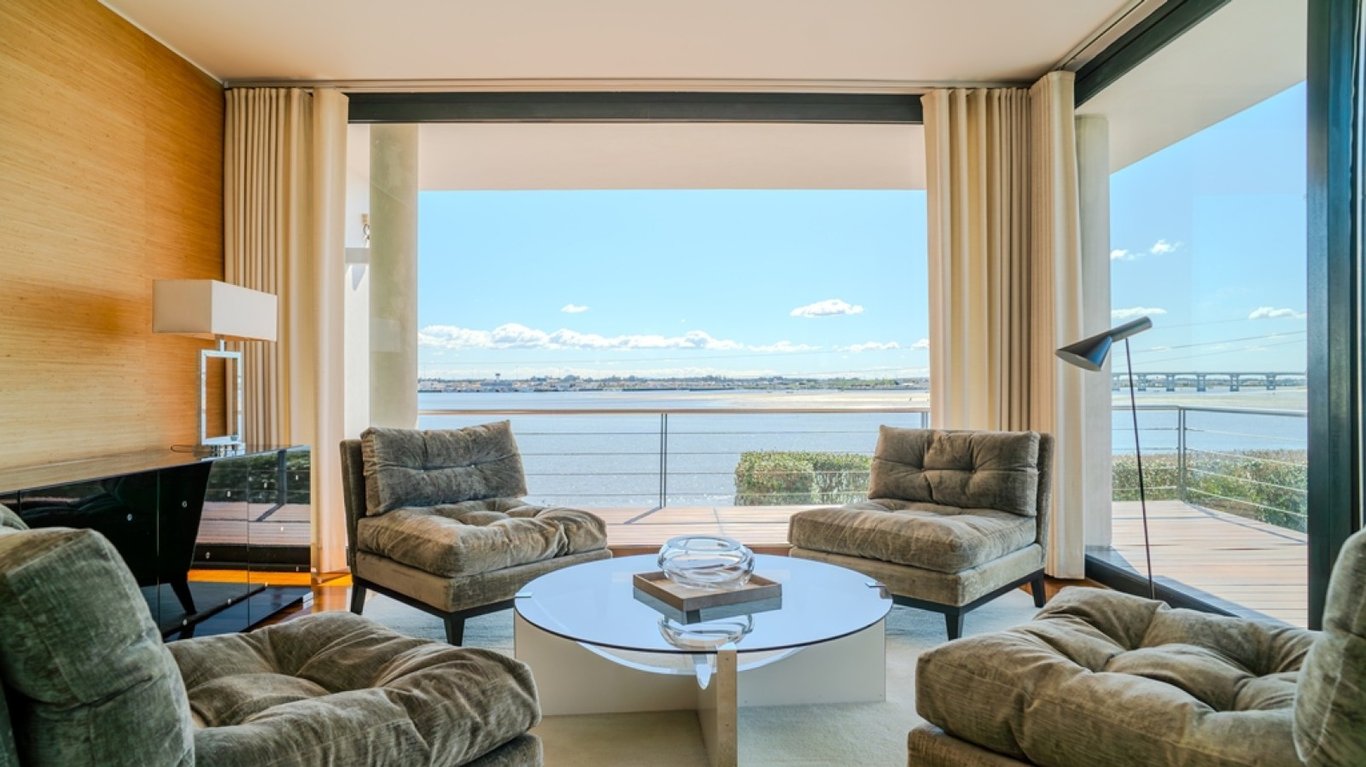 House in Gafanha da Nazare - Image 2