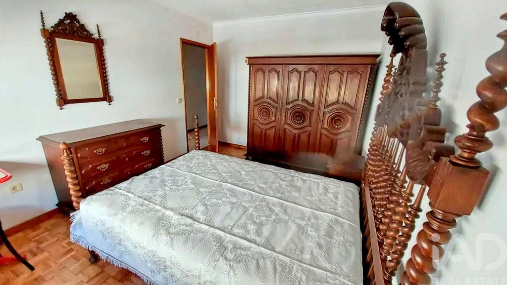 Apartment in Braganca - Image 3