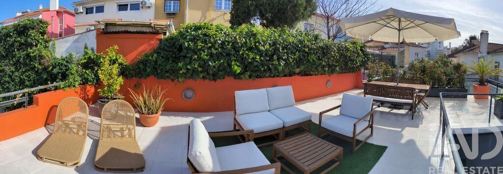 House in Campolide - Image 2