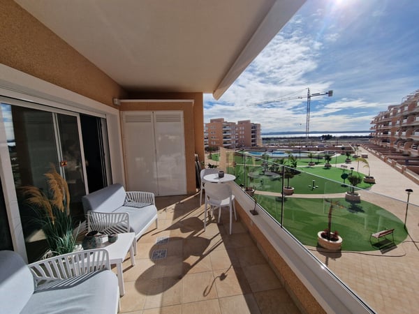 Apartment in Urbanizacion El Raso - view 1