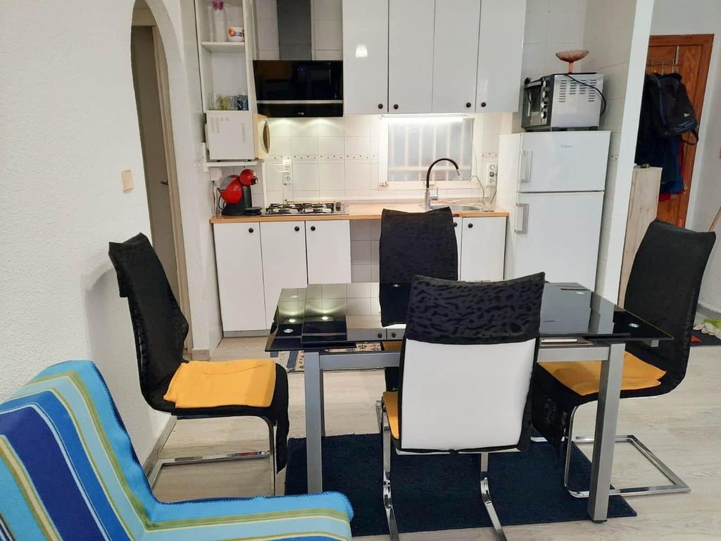 Apartment in Torrevieja - Image 3