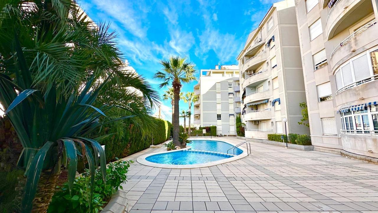 Apartment in Torrevieja - Image 3