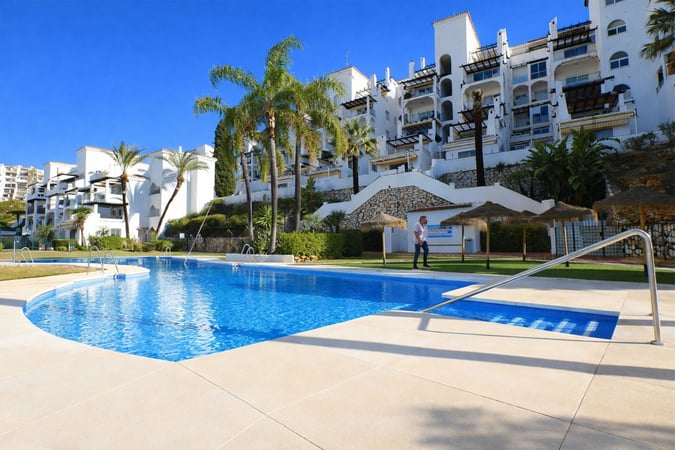 Apartment in Sitio de Calahonda - view 1