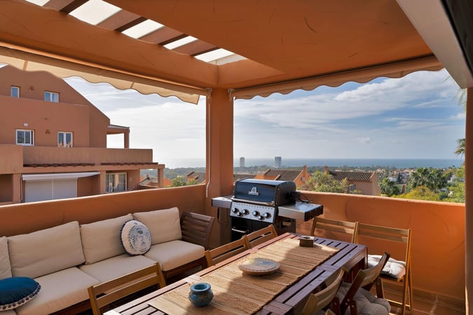 Apartment in Marbella - view 1