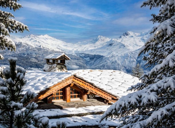 Apartment in Courchevel - view 1