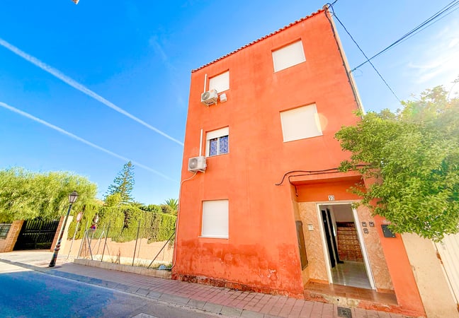 Apartment in San Miguel de Salinas - view 1