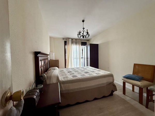 Penthouse in Estepona - view 1