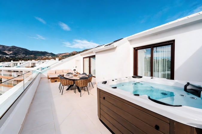 Apartment in Fuengirola - view 1