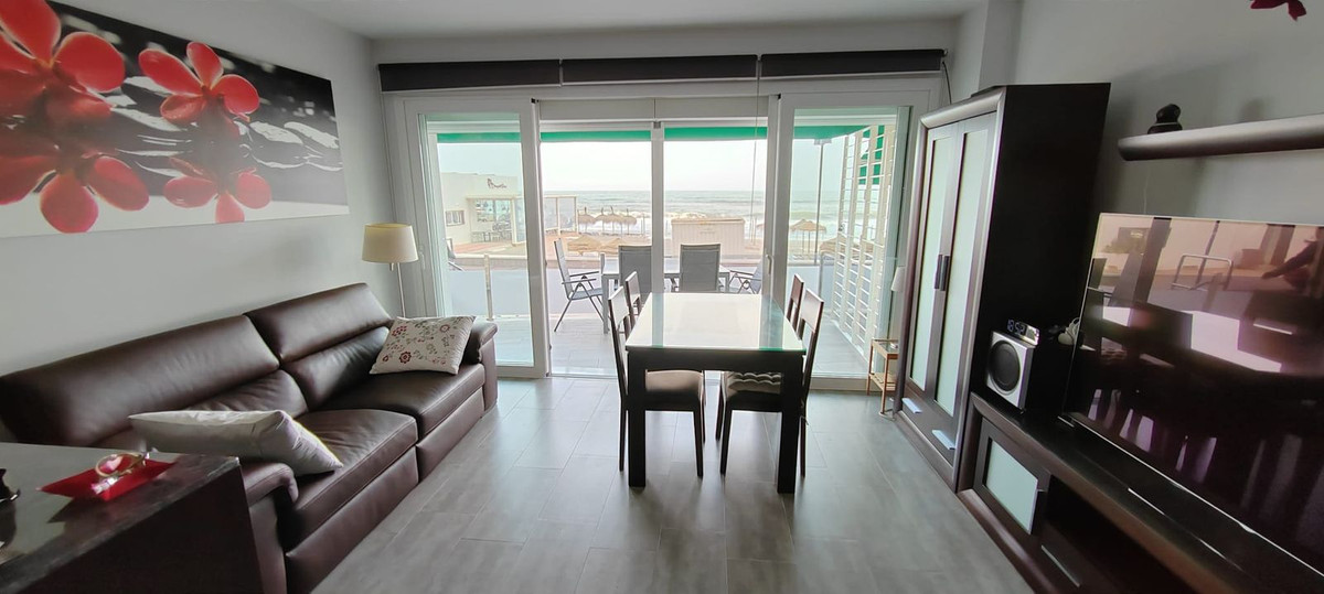 Apartment in Fuengirola - Image 4