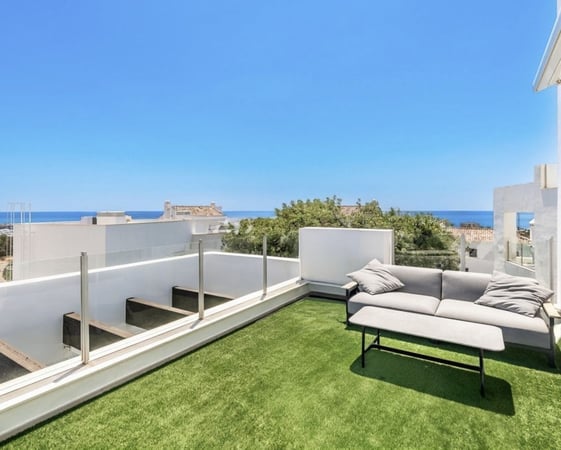 Penthouse in Marbella - view 1