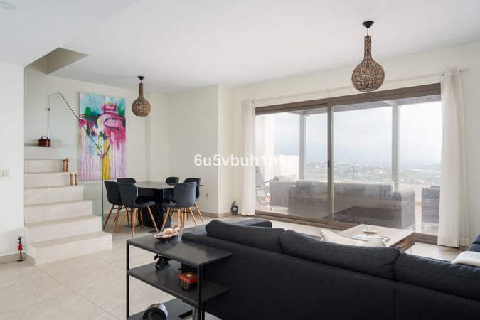 Apartment in Mijas - view 1