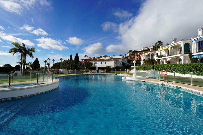 House in El Paraiso - view 1