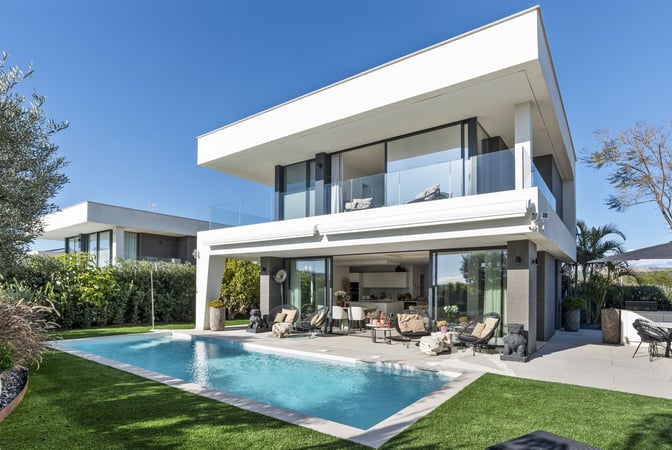 Villa in Manilva - view 1